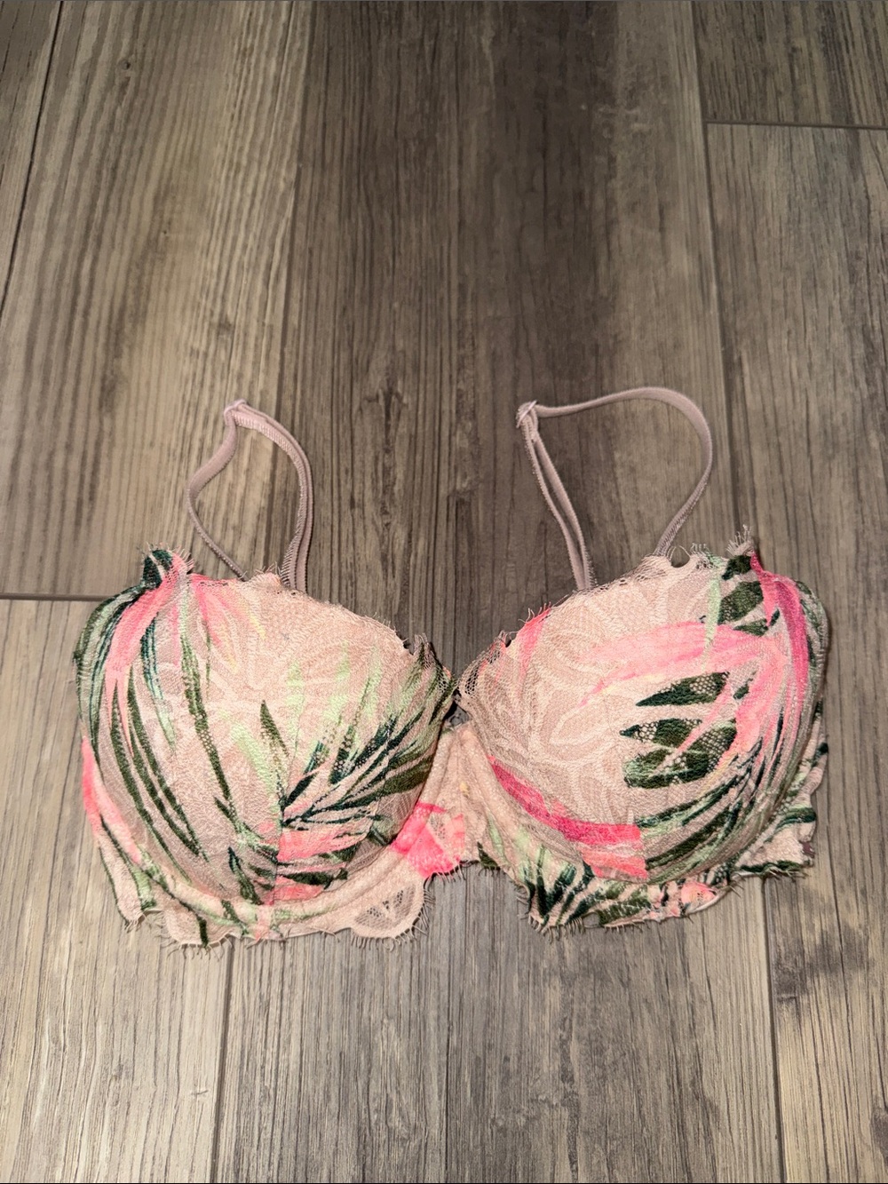 Victoria's Secret date push up bra 32D